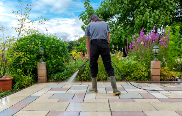 Best Pool Deck Cleaning  in Irwindale, CA
